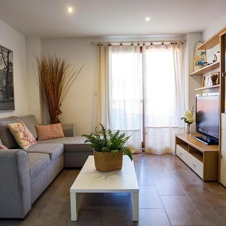 Apartamento A 50 Metros De La Playa, Luminoso Y Acogedor أوليفا المظهر الخارجي الصورة