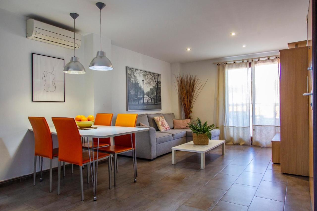 Apartamento A 50 Metros De La Playa, Luminoso Y Acogedor أوليفا المظهر الخارجي الصورة