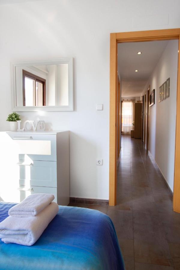 Apartamento A 50 Metros De La Playa, Luminoso Y Acogedor أوليفا المظهر الخارجي الصورة