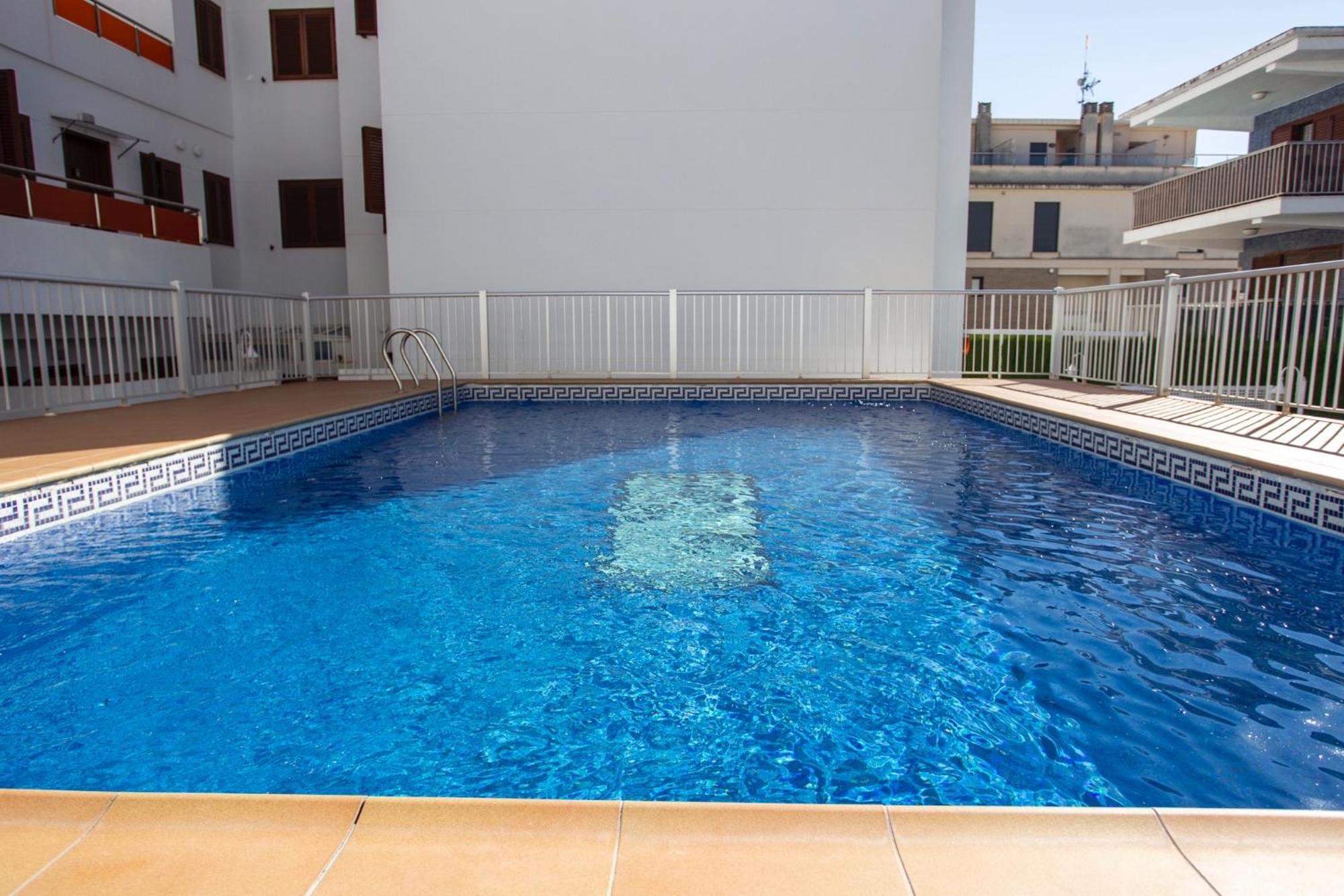 Apartamento A 50 Metros De La Playa, Luminoso Y Acogedor أوليفا المظهر الخارجي الصورة